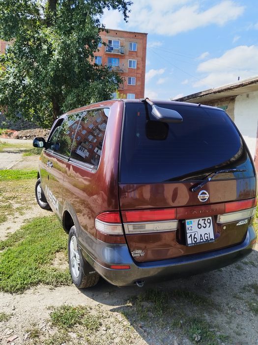 Ниссан Ларго 1996год