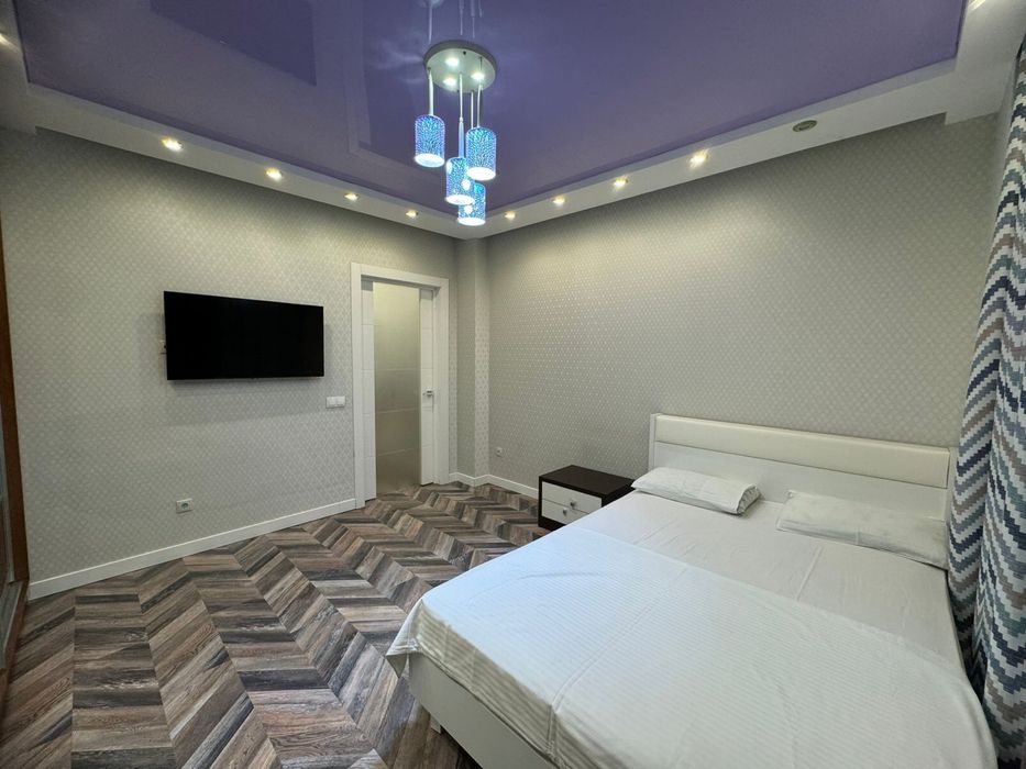 Сдается 2-х ком квартира посуточно Левый берег