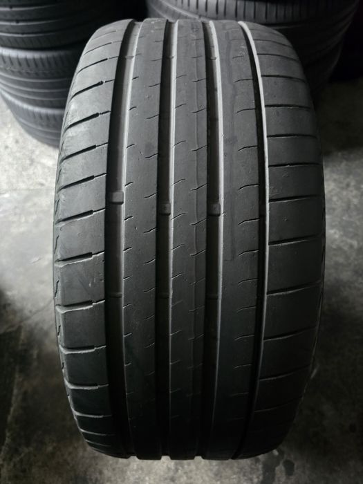 Bridgestone 255/45 R18 103Y vară