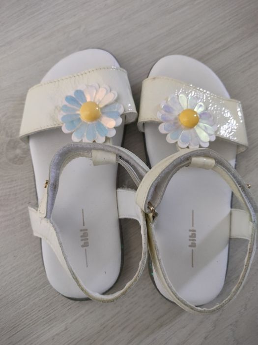 Sandale Bibi mărimea 28