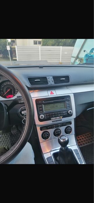 Vând vw passat b6
