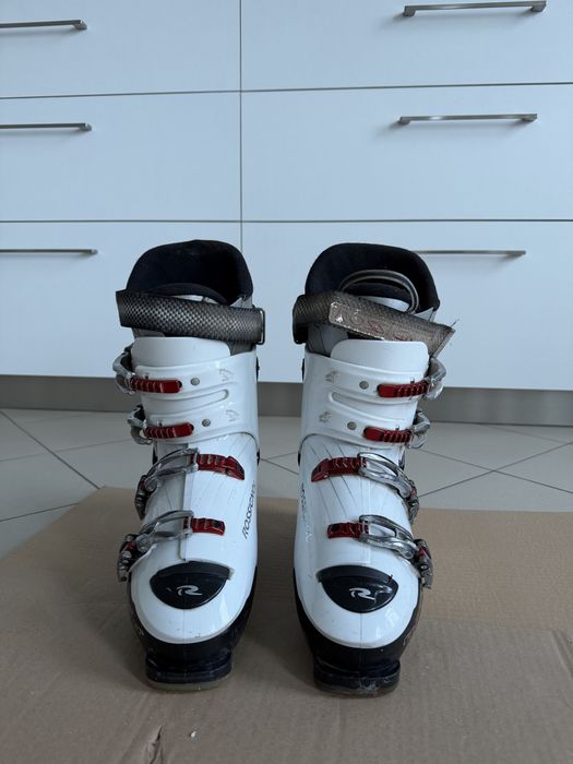 Ски обувки Rossinol