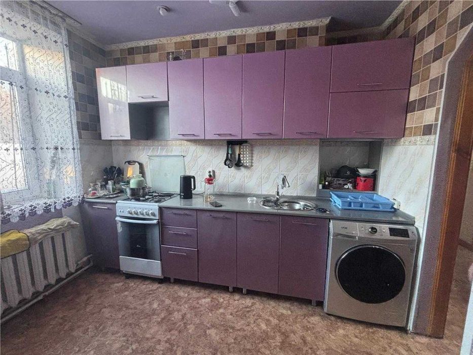 Продается 3-х квартира в спальном районе в Сортировки