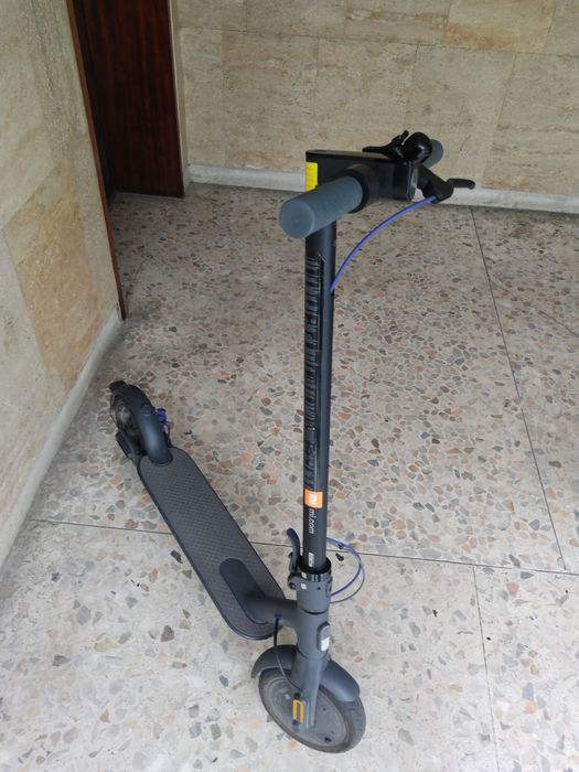 Електрическа Тротинетка Xiaomi Mi 3