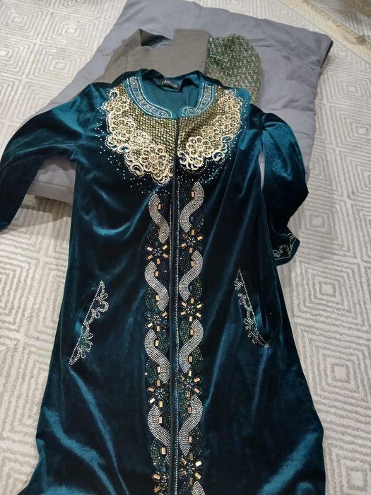 Отдам даром все в одни руки