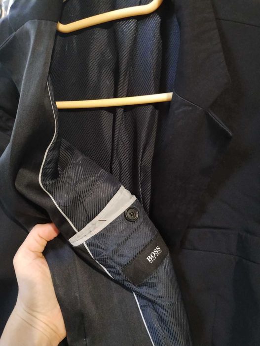 Сако Hugo boss .
