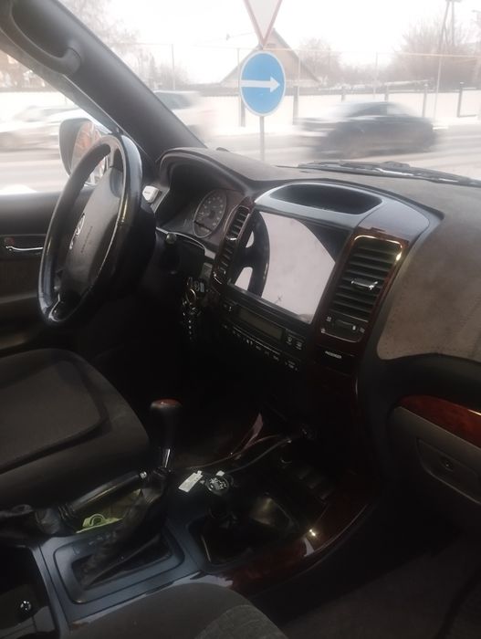 Продам тайота прадо120