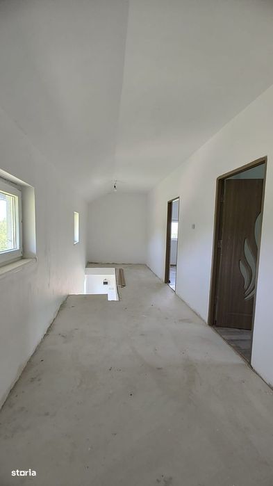 De vanzare casa in Zavoi