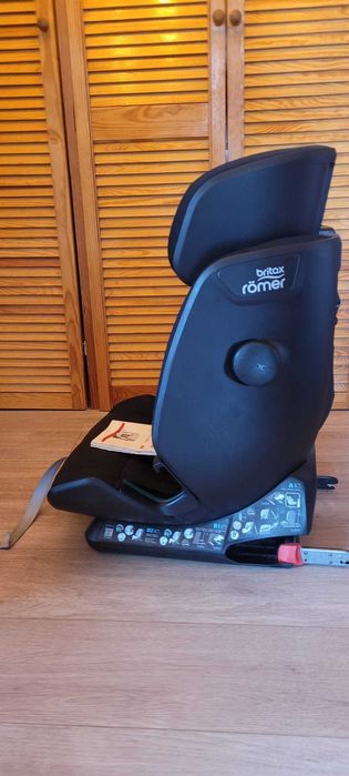 Vând Scaun Auto Britax Romer Advansafix i-SIZE 76-150 cm, Negru