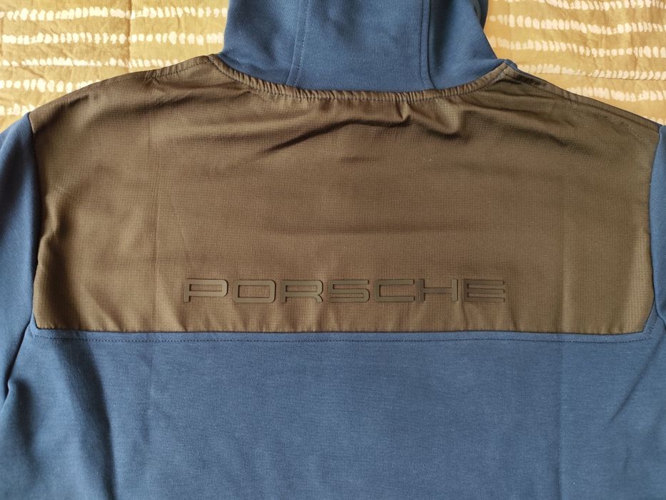 Hanorac din colecția Roughroads -PORSCHE cu logo 3 D pe spate