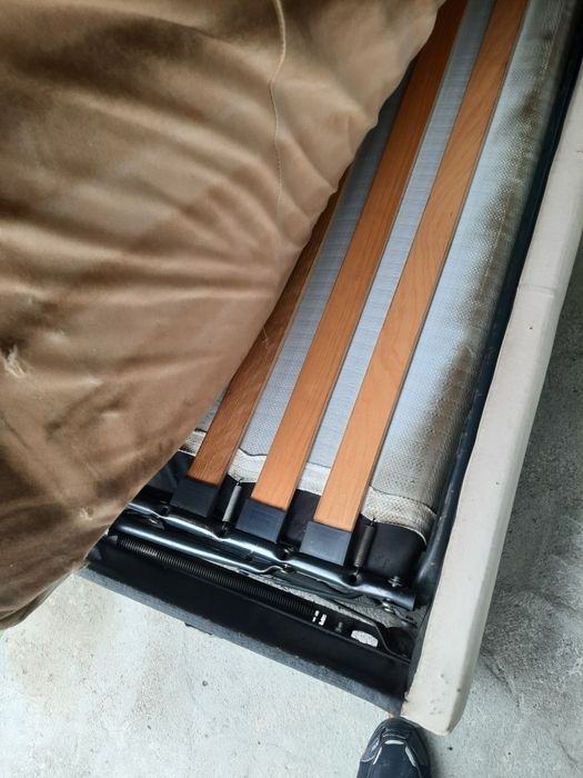 Ъглов диван разтягане се на спалня