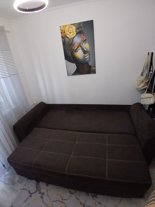 Vand urgent !!!Canapea +comoda de vânzare