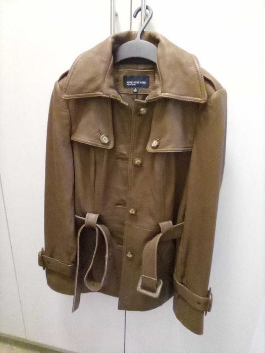 Кожено кафяво яке