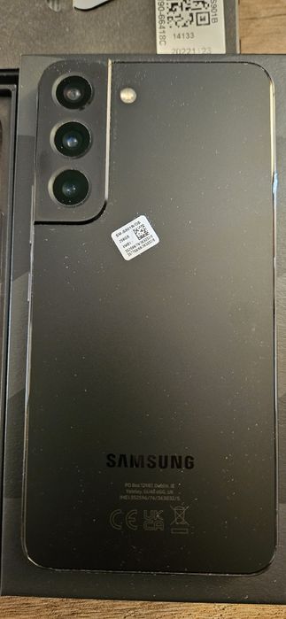 Samsung S22 8gb 256gb.със Часовник WATCH 5 Samsung