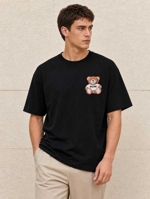 Moschino Oversized тениска Teddy Bear — черна
