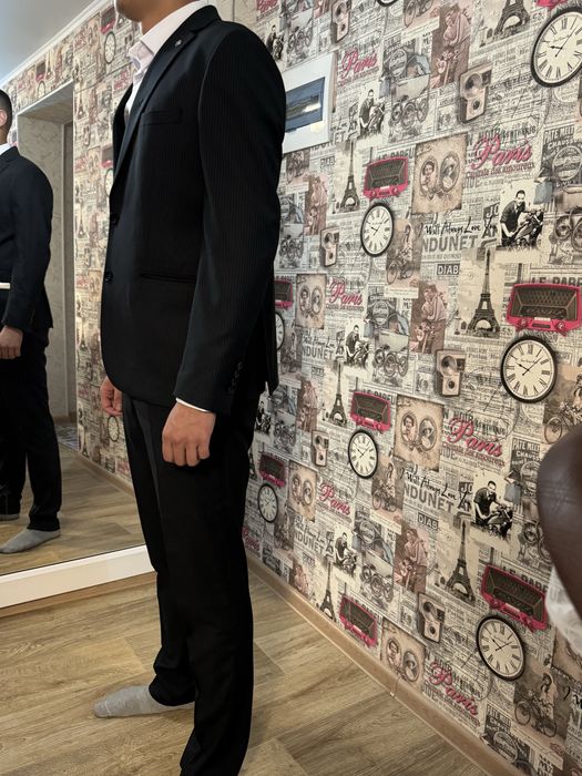 Продам костюм в отличном состоянии.