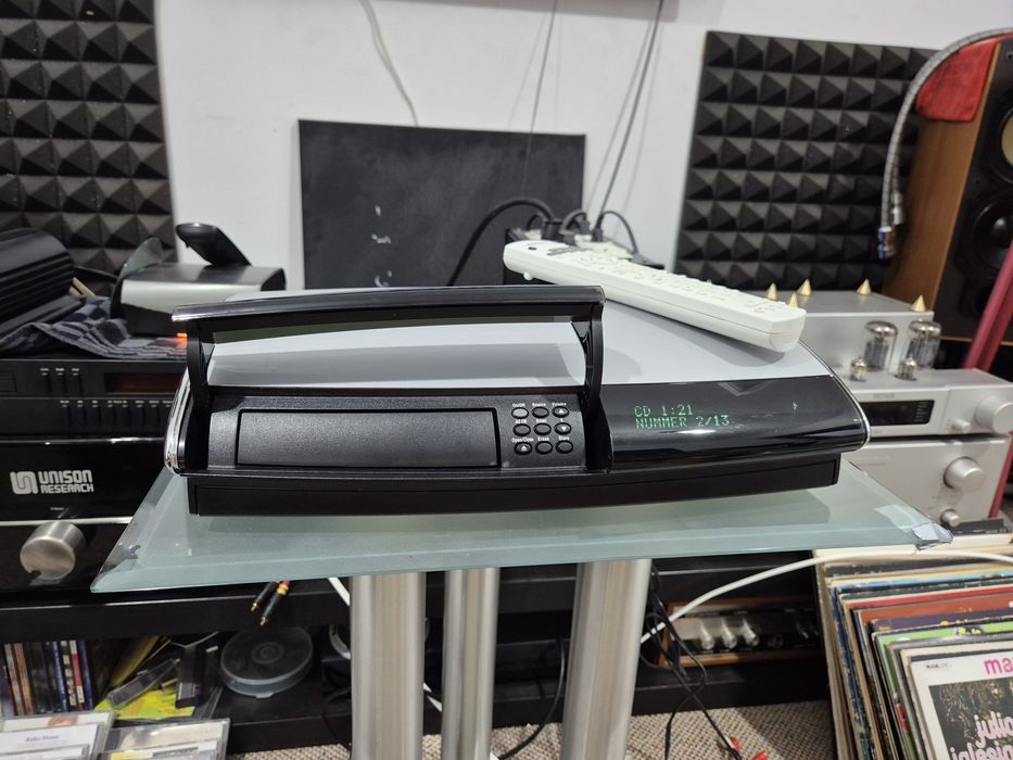 Bose AV18 Consola in stare perfecta