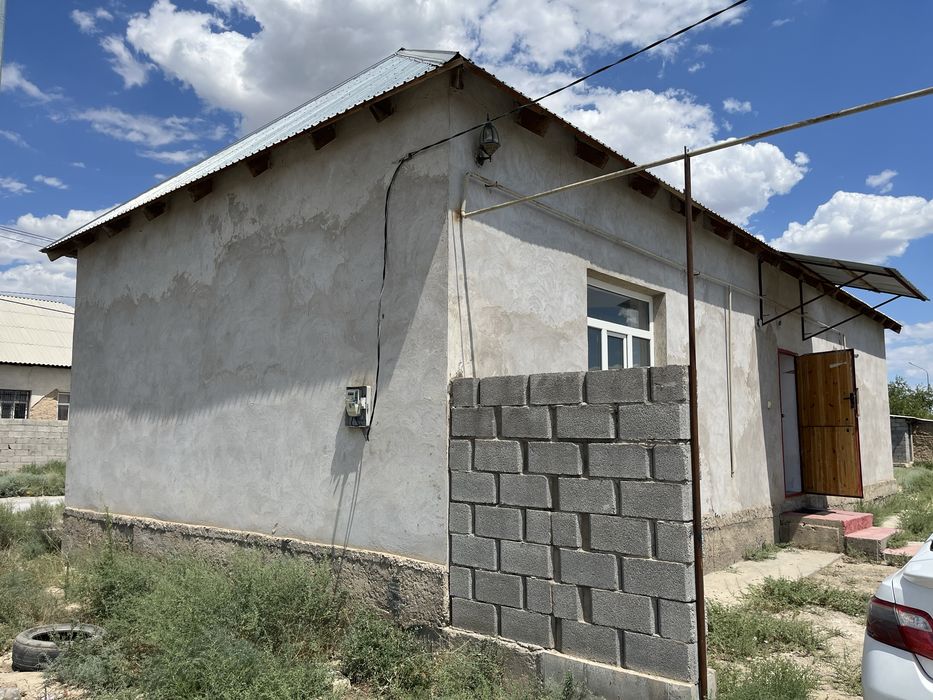 Үй сатылады 3 бөлмелі