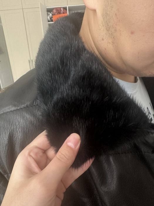 Продается мужчкая дубленка