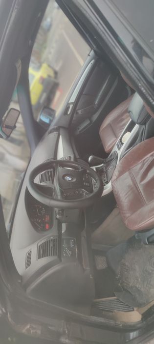 Vand/Schimb  BMW X5 E53
BMW X5
MOTOR:3000 DIESEL 
Acte Valabile+Fiscal