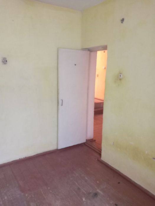 Срочно! Квартира сатылады кирпичный дом