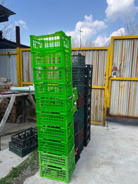 Пластиковые ящики