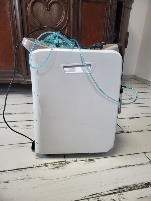 Concentrator Oxigen cu nebulizator RespiroX