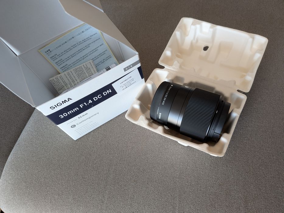 Obiectiv Sigma 30mm 1.4 dc dn montura Canon EF-M