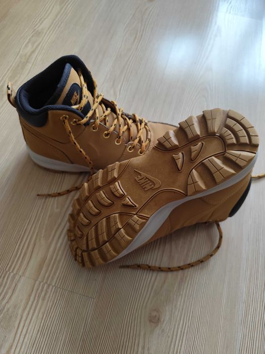 Ботуши Nike Manoa номер 40