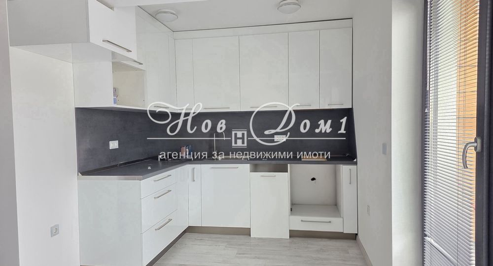 Мезонет в София-Зона Б18 площ 136 цена 390000