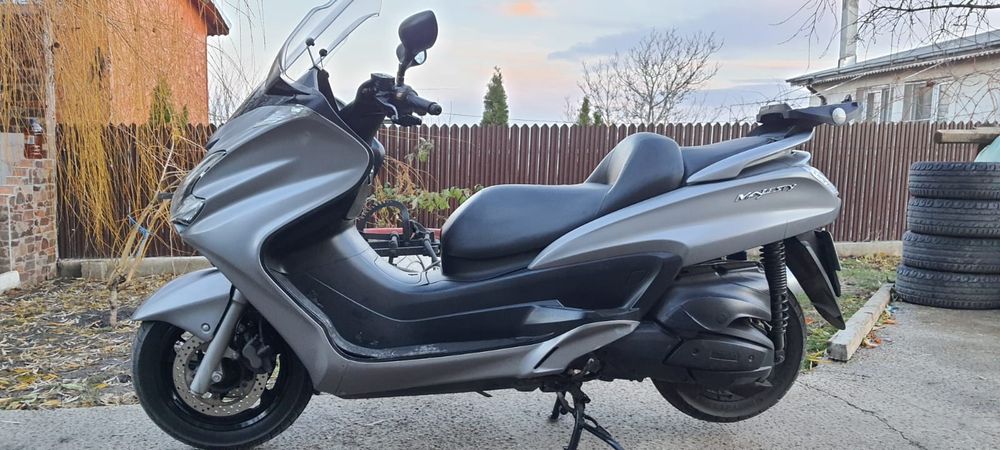 Yamaha majesty 400