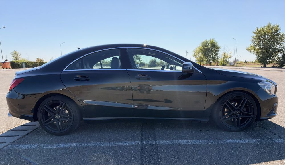 Mercedes-Benz CLA 220