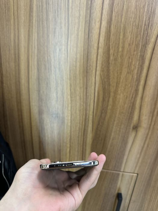 Iphone 17 Air gold 256 gb 100% 131 sikl