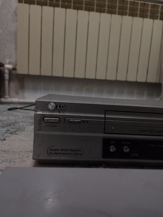 Продам DVD 3 шт         .