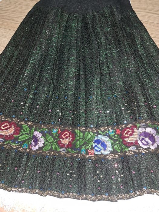 Costum popular traditional