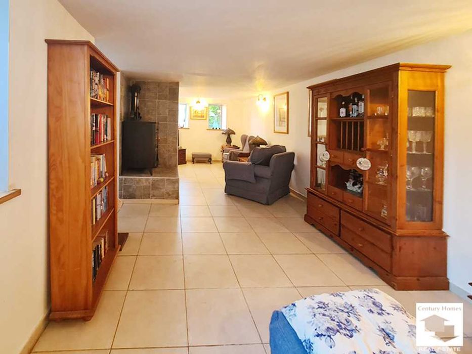 145310 Реновирана и готова за живеене къща в с. Куцина, Велико Търново