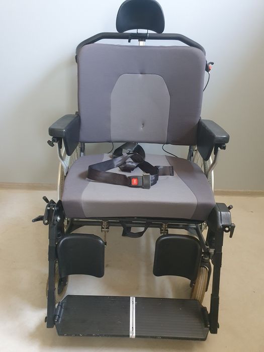 Fotoliu rulant/Carucior multifunctional-persoane cu dizabilitati 175kg
