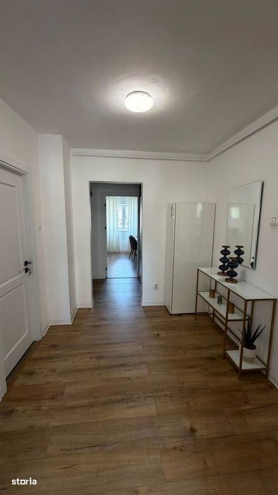 4 Camere l 2 Bai l Str.Zizinului l Boxa