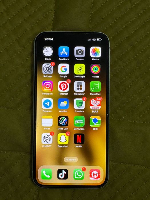 iPhone 14 белый 128 гб