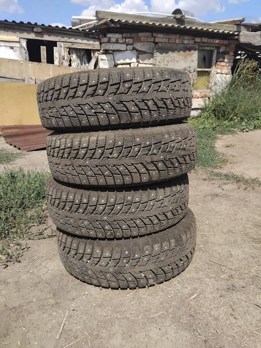 Продам резину 4 баллона