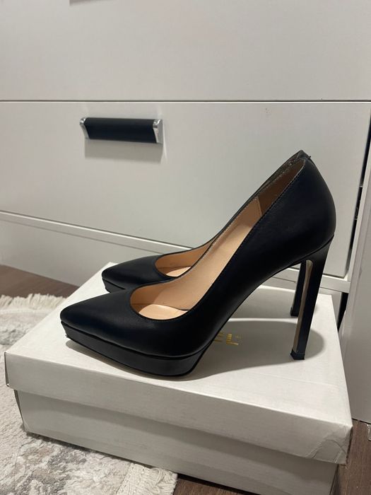 туфли на каблуках