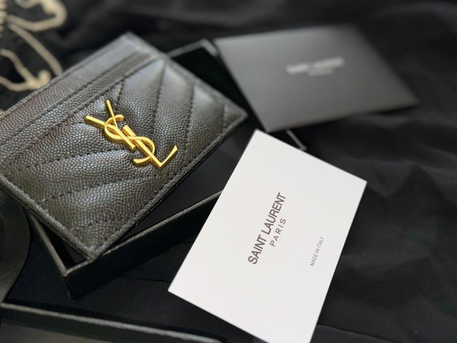 Etui carduri Saint Laurent