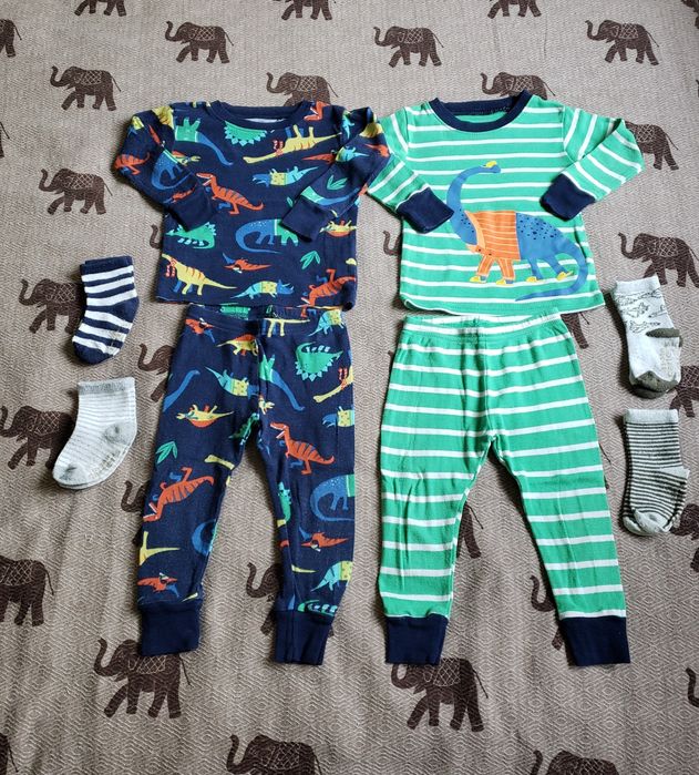 Лот на "Carter's" 9-12 мес.