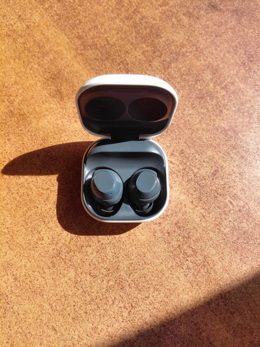 наушники Samsung Galaxy buds fe