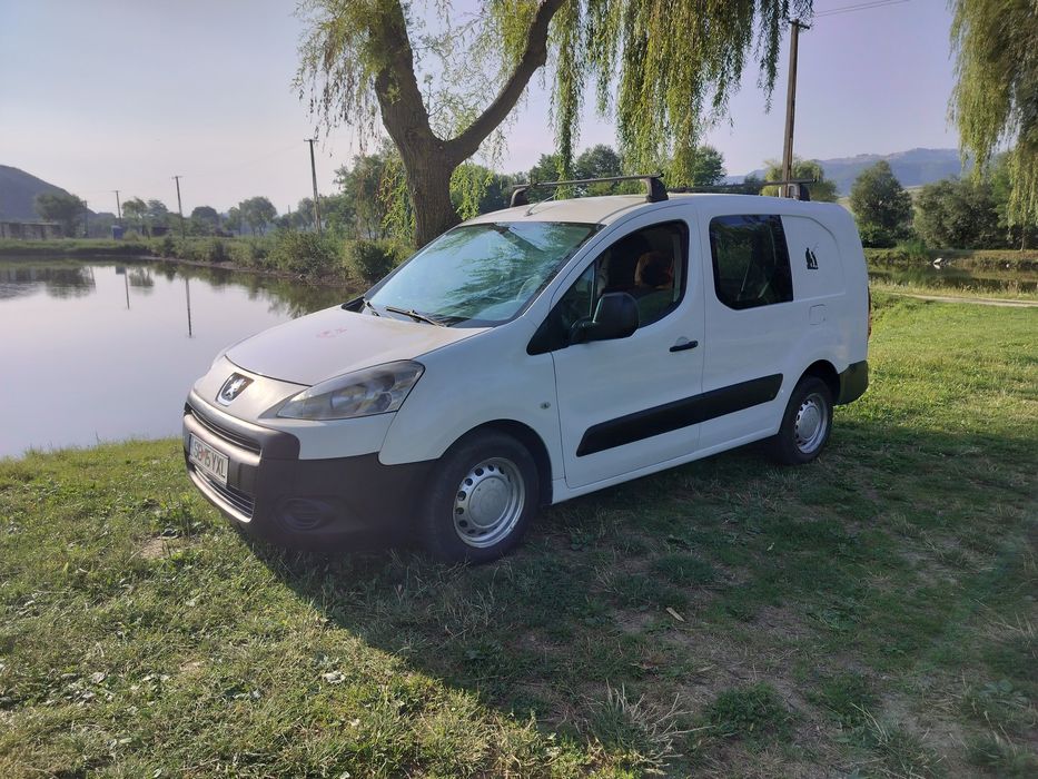Vind Autoutilitara N1cu , 5locuri Peugeot partener