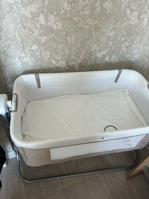 Продам детскую кровать и коляску