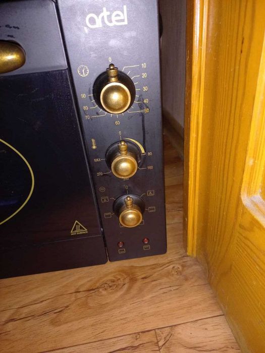 Продам духовой шкаф