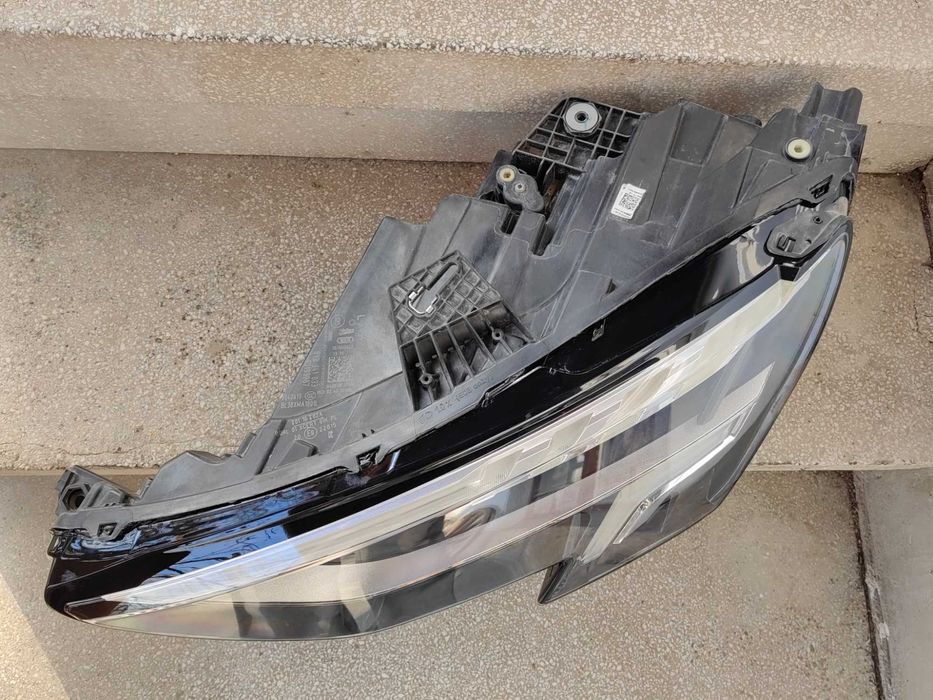 Фар Audi A3 S3 8Y LED ляв / Фар Ауди А3 С3 Оригинален