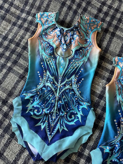 Гимнастический купальник