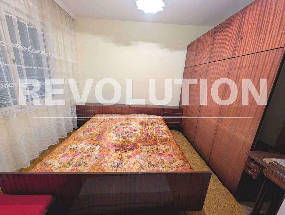 Дава се под наем Тристаен апартамент в Варна, Чайка - 100 кв.м за 550 € - Снимка #3